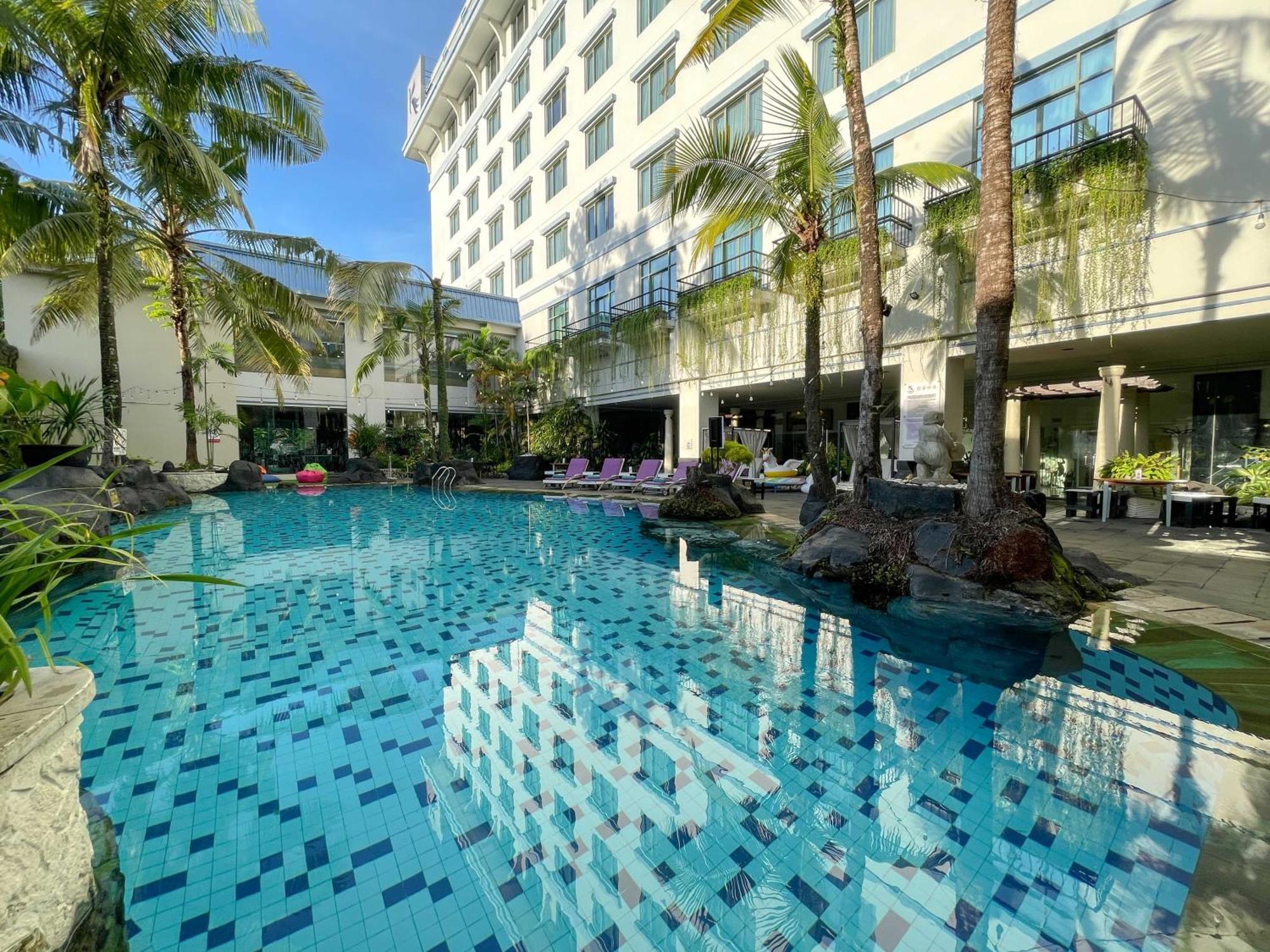 Kimaya Sudirman Yogyakarta By Harris Экстерьер фото
